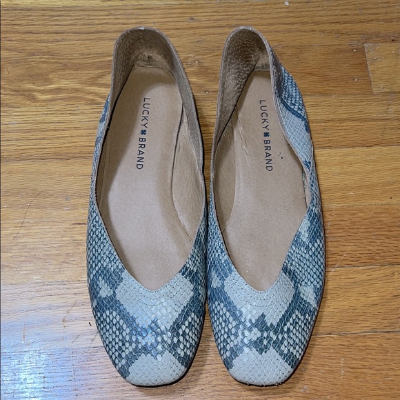 Lucky Brand Women's Snakeskin Flats - Picture 1 of 1
